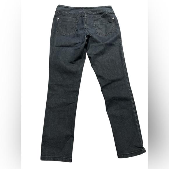 2 for $20 Women's Black skinny jeans size 12 - Picture 2 of 3